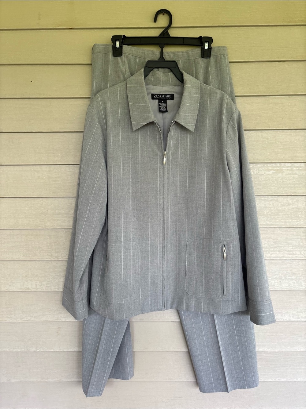 Dialogue Gray Pinstripe Zip Jacket and Matching Pants VTG Size 16